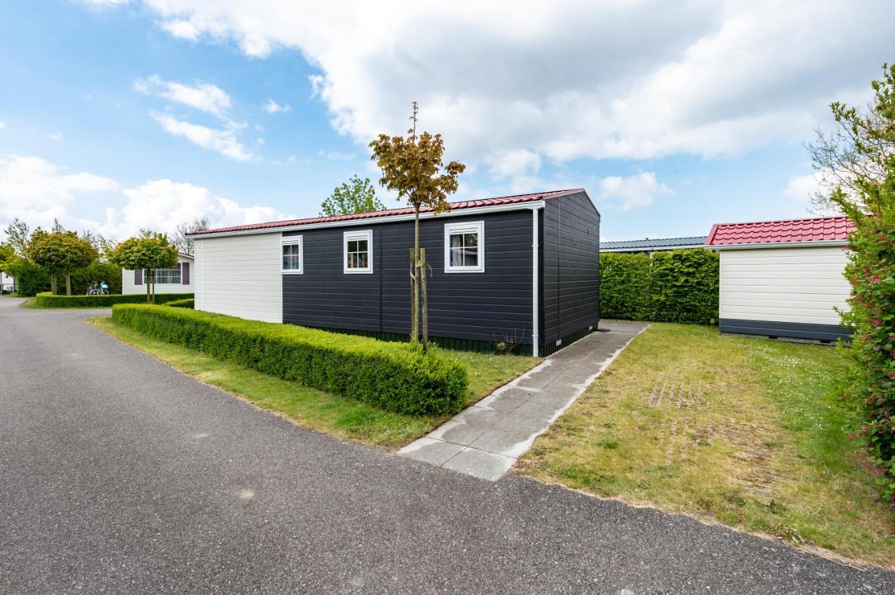 Luxe 5-Persoons Chalet Op Familiecamping Baarland Экстерьер фото